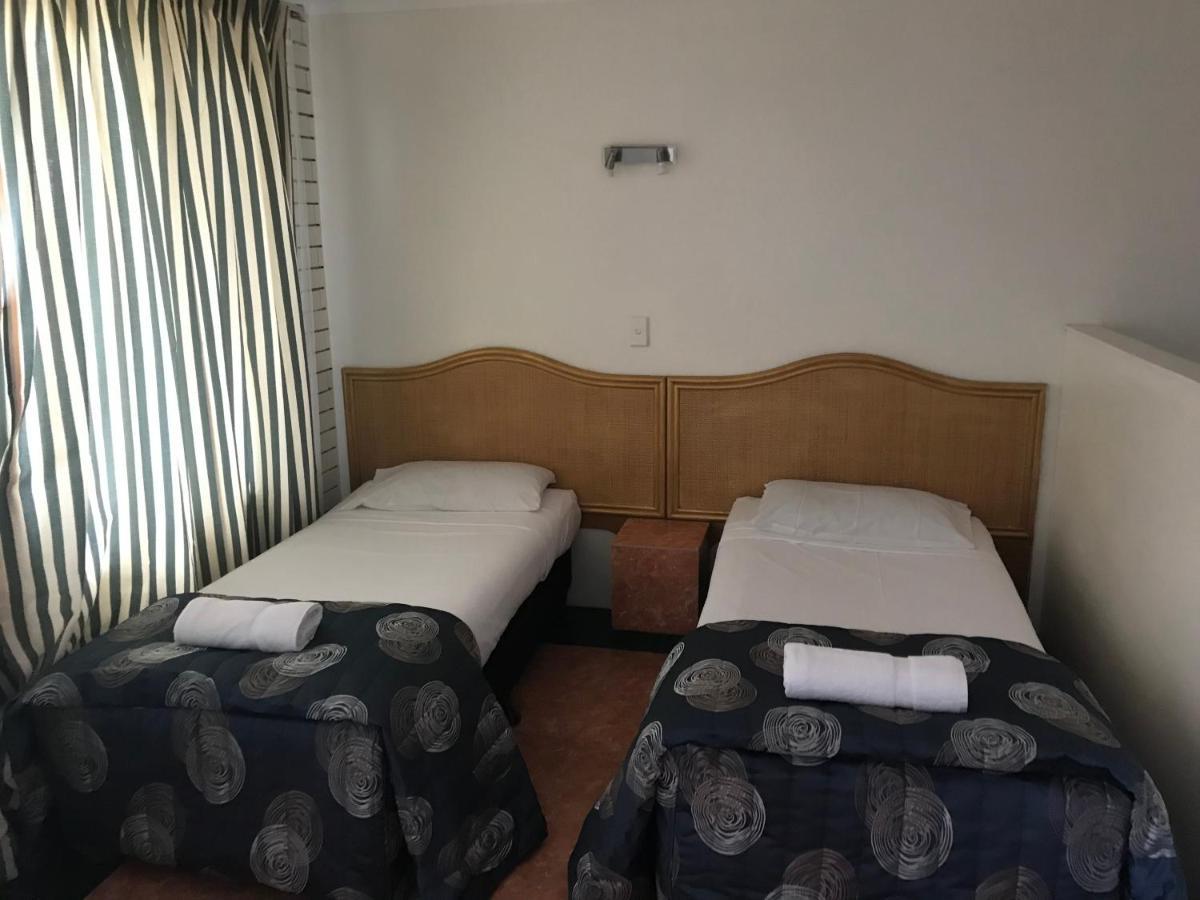 Queenslander Motel Gold Coast Exterior foto
